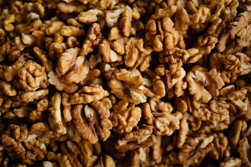 Walnuts (halves, pieces)